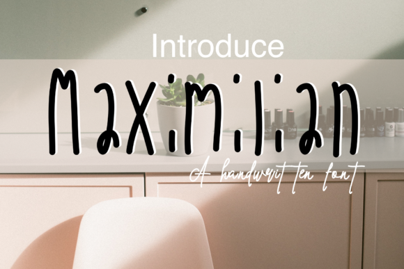 Maximilian Font: Versatile Script Handwritten for Web Design